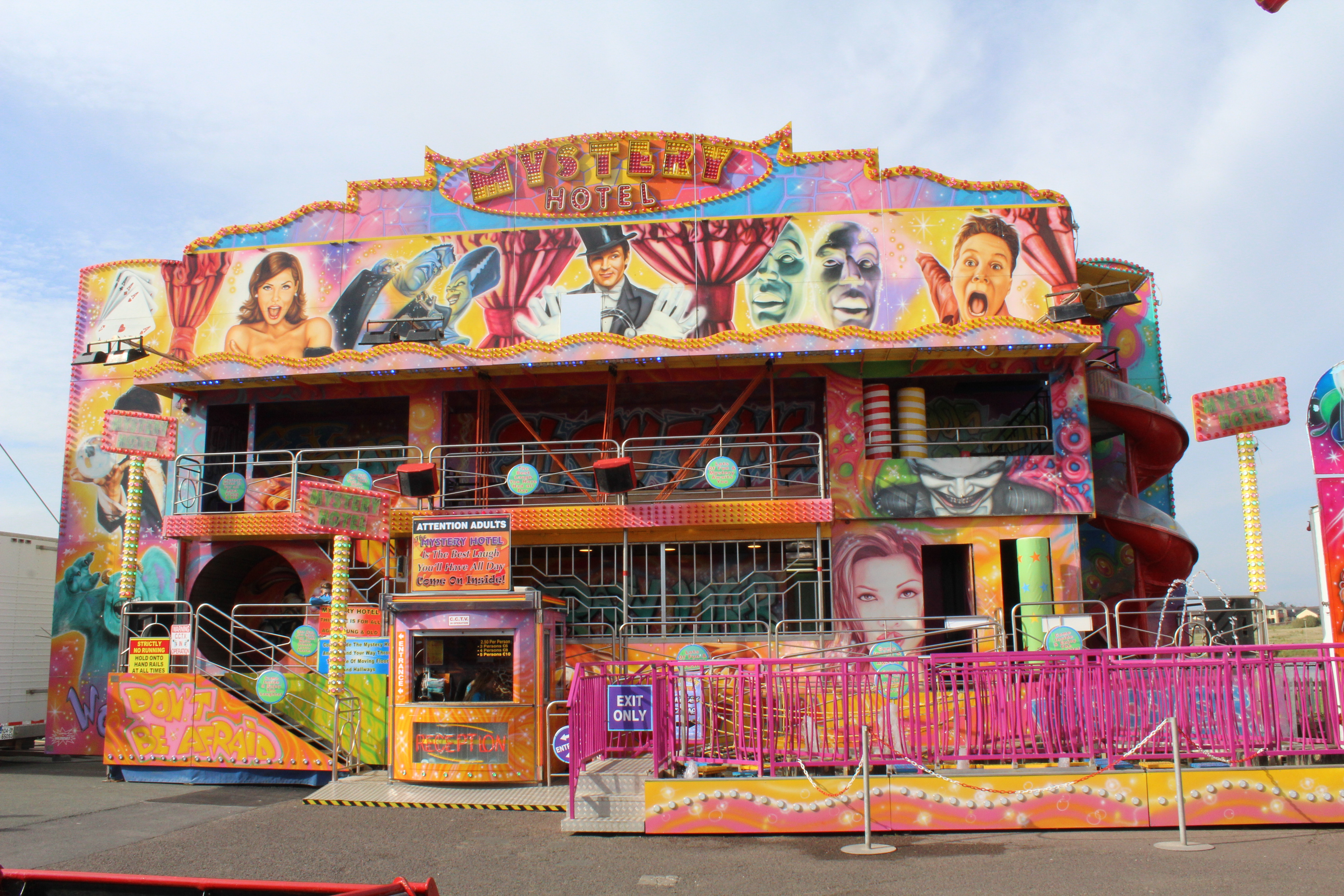 Velcro Wall  Seashore Amusements